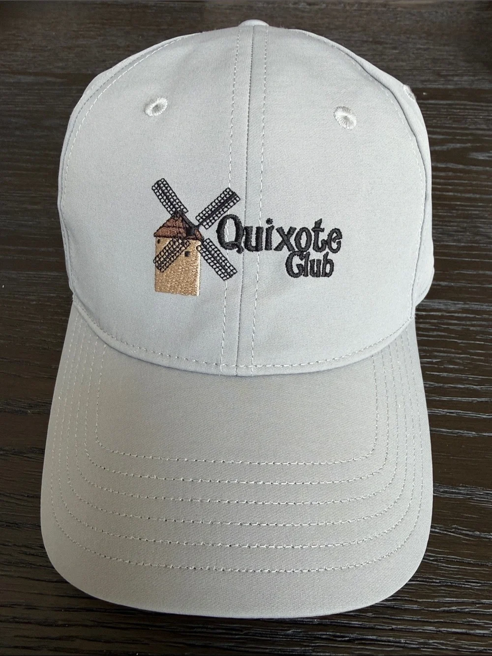 TaylorMade Light Gray Quixote Club Embroidered Cap